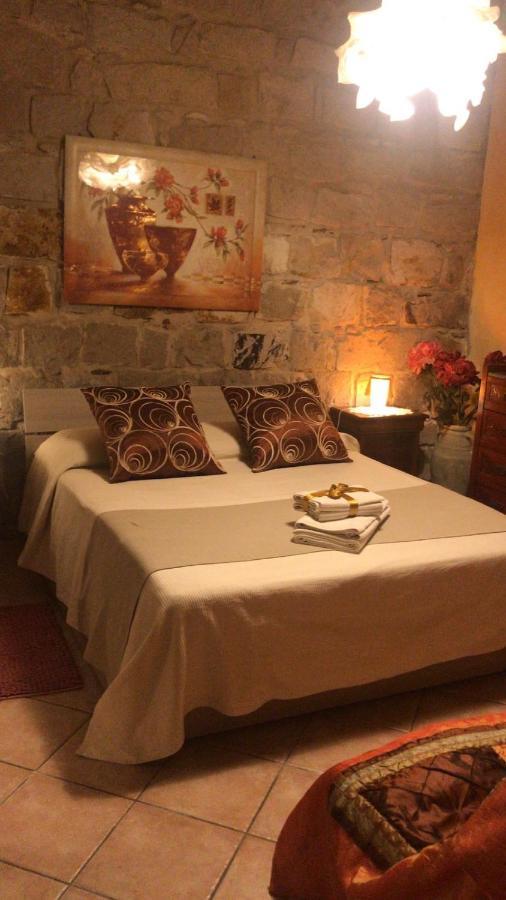 B&B Domus De Janas 贡内萨 外观 照片